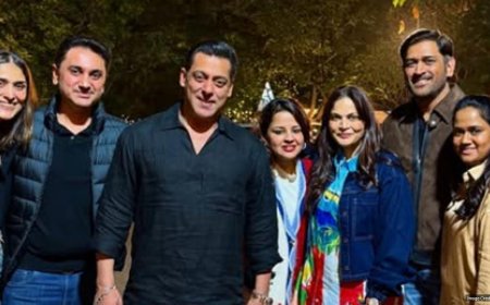 Salman Khan and MS Dhoni pose together, Atul Agnihotri shares pic