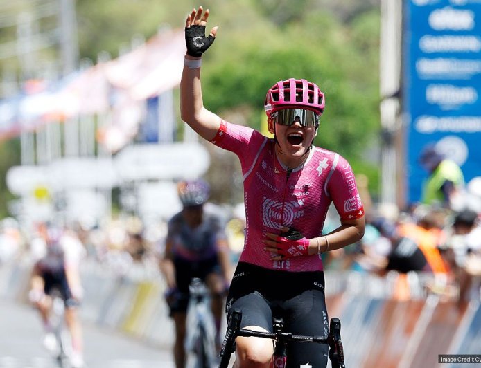 Women's Tour Down Under: Noemi Rüegg outsprints UAE Team ADQ rivals to win stage 3 and claims overall for second year in a row