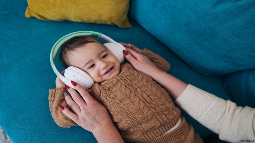 I've studied over 200 kids—here's the No. 1 'magic phrase' that truly teaches kids emotional intelligence